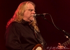 IMG 3391  Warren Haynes (chant, guitar), Matt Abts (batterie), Danny Louis (claviers, trombone, guitare), Jorgen Carlsson (basse) : 2017, BLUES ROCK, CONCERT, GOV T MULE, TRIANON