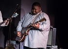 IMG 3478  Diunna Greenleaf (chant), Christone &#34;KingFish&#34; Ingram (chant, guitare), Eric Parker (guitare), Henrik Poulsen (basse), Gavin Moolchan (batterie). : 2017, BLUES, CONCERT, DIUNNA GREENLEAF, ERIC PARKER, HENRIK POULSEN, JAZZ CLUB LIONEL HAMPTON, JEROME LOUDEN, KINGFISH