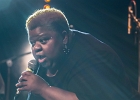 IMG 4037  Como Mamas: Angelia Taylor (chant), Ester Mae Smith (chant), Della Wright (chant), Jacob Fussel (guitare), Wallace Lester (batterie) : 2017, BLUES, CONCERT, GOSPEL, PAN PIPER
