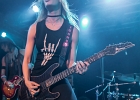 IMG 4500  The Alice Cooper Band : Chuck Garric (basse), Ryan Roxie (guitariste), Nita Strauss (la guitariste), Tommy Henriksen  (guitariste), Glen Sobel (batteur) : 2017, ALICE COOPER BAND, CONCERT, LA BOULE NOIRE, ROCK