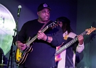 IMG 4603  Carl Weathersby (vocal, guitare), Rico McFarland (vocal, guitare), Laretha Weathersby (vocal). Ronald Moten (claviers), Calvin Gaskin (basse), Jeremiah Thomas (batterie) : 2017, BLUES, CALVIN GASKIN, CARL WEATHERSBY, CHICAGO BLUES FESTIVAL, CONCERT, JAZZ CLUB LIONEL HAMPTON, JEREMIAH THOMAS, LARETHA WEATHERSBY, RICO McFARLAND, RONALD MOTEN