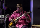 IMG 4639  Carl Weathersby (vocal, guitare), Rico McFarland (vocal, guitare), Laretha Weathersby (vocal). Ronald Moten (claviers), Calvin Gaskin (basse), Jeremiah Thomas (batterie) : 2017, BLUES, CALVIN GASKIN, CARL WEATHERSBY, CHICAGO BLUES FESTIVAL, CONCERT, JAZZ CLUB LIONEL HAMPTON, JEREMIAH THOMAS, LARETHA WEATHERSBY, RICO McFARLAND, RONALD MOTEN