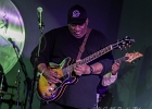IMG 4644  Carl Weathersby (vocal, guitare), Rico McFarland (vocal, guitare), Laretha Weathersby (vocal). Ronald Moten (claviers), Calvin Gaskin (basse), Jeremiah Thomas (batterie) : 2017, BLUES, CALVIN GASKIN, CARL WEATHERSBY, CHICAGO BLUES FESTIVAL, CONCERT, JAZZ CLUB LIONEL HAMPTON, JEREMIAH THOMAS, LARETHA WEATHERSBY, RICO McFARLAND, RONALD MOTEN