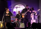 IMG 4653  Carl Weathersby (vocal, guitare), Rico McFarland (vocal, guitare), Laretha Weathersby (vocal). Ronald Moten (claviers), Calvin Gaskin (basse), Jeremiah Thomas (batterie) : 2017, BLUES, CALVIN GASKIN, CARL WEATHERSBY, CHICAGO BLUES FESTIVAL, CONCERT, JAZZ CLUB LIONEL HAMPTON, JEREMIAH THOMAS, LARETHA WEATHERSBY, RICO McFARLAND, RONALD MOTEN