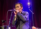 20180126-IMG 4929  Cory Seznec (chant, guitare), David Chalumeau (harmonica), Renaud Ollivier (percussions / batterie), Thomas Garoche (basse / contrebasse), Daniel Mizrahi (guitare) et leurs invités : Gunnar Ellwanger (choriste), Shushan Kerovp (choriste), Julia Zech (choriste), Corentin Boizot-Blaise (percusion) : 2018, CONCERT, CORY SEZNEC, PARIS, STUDIO DE L ERMITAGE