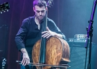 20180126-IMG 4933  Cory Seznec (chant, guitare), David Chalumeau (harmonica), Renaud Ollivier (percussions / batterie), Thomas Garoche (basse / contrebasse), Daniel Mizrahi (guitare) et leurs invités : Gunnar Ellwanger (choriste), Shushan Kerovp (choriste), Julia Zech (choriste), Corentin Boizot-Blaise (percusion) : 2018, CONCERT, CORY SEZNEC, PARIS, STUDIO DE L ERMITAGE
