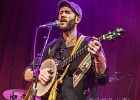 20180126-IMG 4942  Cory Seznec (chant, guitare), David Chalumeau (harmonica), Renaud Ollivier (percussions / batterie), Thomas Garoche (basse / contrebasse), Daniel Mizrahi (guitare) et leurs invités : Gunnar Ellwanger (choriste), Shushan Kerovp (choriste), Julia Zech (choriste), Corentin Boizot-Blaise (percusion) : 2018, CONCERT, CORY SEZNEC, PARIS, STUDIO DE L ERMITAGE