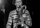 IMG 5885  Nico Duportal (guitare, chant), Thibaut Chopin (basse), Pascal Mucci (batterie), Olivier Cantrelle (claviers), Sylvain Téjérizo (saxophone tenor), Alex Bertein (saxophone baryton) : 2018, BLUES, CONCERT, NICO DUPORTAL AND HIS RHYTHM DUDES, SWING, TRITON LE