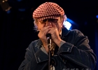IMG 5915  Nico Duportal (guitare, chant), Thibaut Chopin (basse), Pascal Mucci (batterie), Olivier Cantrelle (claviers), Sylvain Téjérizo (saxophone tenor), Alex Bertein (saxophone baryton) et en invité Benoit Blue Boy (harmonica) : 2018, BLUES, CONCERT, NICO DUPORTAL AND HIS RHYTHM DUDES, SWING, TRITON LE