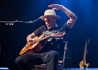 20180418-IMG 6516  Ben Harper (guitare, chant), Charlie Musselwhite (harmonica, chant), Jason Mozersky (guitare), Jesse Ingalls (basse, piano), Jimmy Paxson (batterie, percussion) : 2018, BEN HARPER, BLUES, CHARLIE MUSSELWHITE, CONCERT, LA CIGALE, ROCK