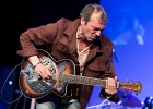 20180524-IMG 7024  Fred Cruveiller (chant, guitare), Laurent Basso (basse), Eric Petznick (batterie) : 2018, BLUES, BLUES SUR SURESNES, CONCERT, FRED CRUVEILLER BLUES BAND, SURESNES