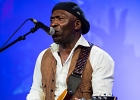 20180524-IMG 7077  Roland Tchakounté (chant, guitare), Mick Ravassat (guitare), Karim Bouazza (batterie), Jérôme Cornelis (basse) : 2018, BLUES, BLUES SUR SURESNES, CONCERT, ROLAND TCHAKOUNTE, SURESNES