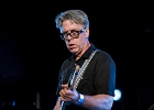 20180601-IMG 7703  The Bellrays : Lisa Kekaula (chant),  Robert Vennum (guitare), Bernard Yin (basse), Marty Faragher (batterie) : 2018, CONCERT, GUYANCOURT, LA BATTERIE, ROCK, SOUL, THE BELLRAYS