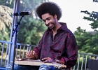 IMG 7788  Selwyn Birchwood (chant, guitare), Regi Oliver (sax baryton, flûte traversière), Courtney Girlie (batterie), Donald « Huuf » Wright (basse) : 2018, BLUES, CONCERT, HARGEVILLE, SELWYN BIRCHWOOD, TRACTEUR BLUES