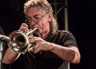 20180606-IMG 8102  Elisa Heyte (chant),  Olivier Raymond (guitare), Olivier Ferrie (batterie), Jerome Ferrie (basse), Sylvain Lansardiere (claviers), Christophe Dutray (trompette), Jean Claude Doletina (sax), Irene Roussel (choriste), Laetitia Languet (choriste) : 2018, BLUES, CONCERT, ELISE AND THE SUGARSWEETS, NEW MORNING, PANAME BLUES NIGHT, SOUL