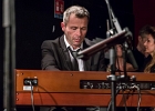 20180606-IMG 8142  Elisa Heyte (chant),  Olivier Raymond (guitare), Olivier Ferrie (batterie), Jerome Ferrie (basse), Sylvain Lansardiere (claviers), Christophe Dutray (trompette), Jean Claude Doletina (sax), Irene Roussel (choriste), Laetitia Languet (choriste) : 2018, BLUES, CONCERT, ELISE AND THE SUGARSWEETS, NEW MORNING, PANAME BLUES NIGHT, SOUL