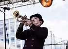 20180629-IMG 8655  Osaka Monaurail : Ryo Nakata (chant, claviers),  Kazuaki  Shimizu (trombone), TaiheiI Awaji (trompette),  Shimon Mukai (sax tenor), Dan Hayami (guitare),  Yuichi Ikeda (guitare), Tsuyoshi Ouchi (basse), Soki Kimura (batterie) : 2018, CONCERT, FUNK, LA DEFENSE JAZZ FESTIVAL, OSAKA MONAURAIL