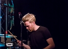 20181126-IMG 1527  Henrik Freischlader (chant, guitare), Moritz Meinschafer (batterie), Armin Alic (basse), Roman Babik claviers), Marco Zugner (sax) : 2018, BLUES, CONCERT, HENRIK FREISCHLADER BAND, NEW MORNING, ROCK