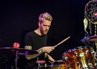20181126-IMG 1549  Henrik Freischlader (chant, guitare), Moritz Meinschafer (batterie), Armin Alic (basse), Roman Babik claviers), Marco Zugner (sax) : 2018, BLUES, CONCERT, HENRIK FREISCHLADER BAND, NEW MORNING, ROCK