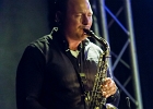 20181126-IMG 1561  Henrik Freischlader (chant, guitare), Moritz Meinschafer (batterie), Armin Alic (basse), Roman Babik claviers), Marco Zugner (sax) : 2018, BLUES, CONCERT, HENRIK FREISCHLADER BAND, NEW MORNING, ROCK