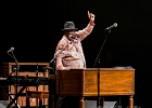 20190322-IMG 3119  Lucky Peterson (chant, guitare, hammond), Shawn Kellerman (guitare), Tim TLee Waites (basse), Raul Valdes (batteur), Rachid Guissous (claviers) : LUCKY PETERSON, MONTROUGE-LE BEFFROI