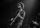 20190322-IMG 3177  Lucky Peterson (chant, guitare, hammond), Shawn Kellerman (guitare), Tim TLee Waites (basse), Raul Valdes (batteur), Rachid Guissous (claviers) et en invité  Bassam Bellman (guitare) : LUCKY PETERSON, MONTROUGE-LE BEFFROI