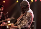 20190322-IMG 3184  Lucky Peterson (chant, guitare, hammond), Shawn Kellerman (guitare), Tim TLee Waites (basse), Raul Valdes (batteur), Rachid Guissous (claviers) et en invité  Bassam Bellman (guitare) : LUCKY PETERSON, MONTROUGE-LE BEFFROI