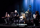 20190411-IMG 3628  John Mayall (chant, claviers, guitare, harmonica), Greg Rzab (basse), Jay Davenport (batterie), Carolyn Wonderland (guitare, lap steel, chant) : BATACLAN, JOHN MAYALL