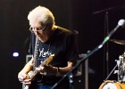 20190411-IMG 3673  John Mayall (chant, claviers, guitare, harmonica), Greg Rzab (basse), Jay Davenport (batterie), Carolyn Wonderland (guitare, lap steel, chant) : BATACLAN, JOHN MAYALL