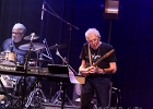 20190411-IMG 3675  John Mayall (chant, claviers, guitare, harmonica), Greg Rzab (basse), Jay Davenport (batterie), Carolyn Wonderland (guitare, lap steel, chant) : BATACLAN, JOHN MAYALL