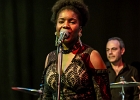 20190530-IMG 4100  Beehann Beehann (chant), Lisbet Guldbaek (chant),  Jessie Lee Houllier (chant), Audrey Lurie (chant), Sophie Proix (chant), Lena Woods (chant),  Laurent Cokelaere (basse), Jean-Do Sallaberry (guitare), Laurian Daire (claviers), Sylvain Fetis (saxophone), Francis Arnaud (batterie) : PARIS-100 ECS, RESPECT SIXTERS