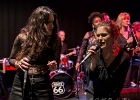 20190530-IMG 4123  Beehann Beehann (chant), Lisbet Guldbaek (chant),  Jessie Lee Houllier (chant), Audrey Lurie (chant), Sophie Proix (chant), Lena Woods (chant),  Laurent Cokelaere (basse), Jean-Do Sallaberry (guitare), Laurian Daire (claviers), Sylvain Fetis (saxophone), Francis Arnaud (batterie) : PARIS-100 ECS, RESPECT SIXTERS
