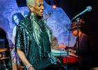 20190611-IMG 4524  Terrie Odabi (chant), Annika Chambers (chant), Shakura SAida (chant), Mathias Schuber.(claviers), Mike McDorman (guitare, chant), Ichème Zouggart (basse), Chris Dailey McCraven (batterie) : ANNIKA CHAMBERS, CHRIS DAILEY McCRAVEN, ICHEME ZOUGGART, MATHIAS SCHUBER, MIKE DORMAN, PARIS-CAVEAU DES OUBLIETTES, SHAKURA S’AIDA, TERRIE ODABI