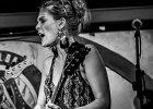 20190625-IMG 4913  Jessie Lee Houllier (chant, guitare), Aske Jacoby (chant, guitare),  Alexis Didier (guitare), Stéphane Miñana (batterie), Laurent Cokelaere (basse) : JESSIE LEE AND THE ALCHEMISTS, PARIS-CHAPELLE DES LOMBARDS (La)