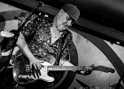 20190625-IMG 4958  Jessie Lee Houllier (chant, guitare), Aske Jacoby (chant, guitare),  Alexis Didier (guitare), Stéphane Miñana (batterie), Laurent Cokelaere (basse) : JESSIE LEE AND THE ALCHEMISTS, PARIS-CHAPELLE DES LOMBARDS (La)