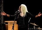 20190705-IMG 5068  Martha High and the Sool Cookers : Martha High (chant), Leonardo Corradi (orgue Hammond), Tony Match (batterie), Roy Panebianco (guitare), invite Omar Lye-fook (chant) et au rappel Boney Fields (trompette, chant) : MARTHA HIGH, PARIS-NEW MORNING, THE SOUL COCKERS