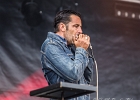 20190805-IMG 5294  Max and the Freaky Buds : Max Genouel (chant, guitare),  Thomas Troussier (harmonica), Hugo Deviers (batterie), Lonj (guitare) : BLUES SUR LA PLAGE, HIUGO DEVIERS, LONJ, MAX AND FREAKY BUDS, MAXIME GENOUEL, PORNICHET, THOMAS TROUSSIER