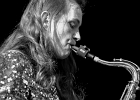20190831-IMG 5620  Maelys Baey (chant, saxophone), Jean Guichemerre (guitare, choeurs), Rémi Grangé (basse, choeurs), Julien Feugas (batterie, choeurs) : MISS BEE AND THE BULLFROGS, NANTES, RENDEZ VOUS DE L ERDRE