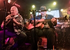 20190926-IMG 5916  Barry &#34;The Fish&#34; Melton (guitare, chant),   Jay and the Cooks  - Jay  Ryan (guitare, chant), Stephane Missri  (guitare, banjo, lap steel), Paul Susen (violon, guitare), Marten Ingle (basse), Daniel Montgomery (batterie) : BARRY MELTON, PARIS-DAME DE CANTON (La)