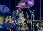 20191011-IMG 6073  Sugaray Rayford (chant), Alastair Greene (guitare), Drake &#34;Munkihaid&#34; Shining (claviers, chant), Allen Markel (basse),  Aaron Liddard (sax), Giles Straw (trompette), Lavell Jones (batterie) : PARIS-PAN PIPER (Le), SUGARAY RAYFORD