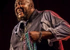 20191011-IMG 6104  Sugaray Rayford (chant), Alastair Greene (guitare), Drake &#34;Munkihaid&#34; Shining (claviers, chant), Allen Markel (basse),  Aaron Liddard (sax), Giles Straw (trompette), Lavell Jones (batterie) : PARIS-PAN PIPER (Le), SUGARAY RAYFORD