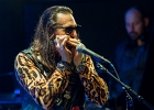 20191019-IMG 6223  Nick Moss (chant, guitare), Dennis Gruenling (harmonica), Rodrigo Da Silva Mantovani (contrebasse, basse), Taylor Streiff (claviers), Patrick Seals (batterie) : DENNIS GRUENLING, NICK MOSS, TREMBLAY EN FRANCE
