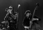 20191019-IMG 6246  Nick Moss (chant, guitare), Dennis Gruenling (harmonica), Rodrigo Da Silva Mantovani (contrebasse, basse), Taylor Streiff (claviers), Patrick Seals (batterie) : DENNIS GRUENLING, NICK MOSS, TREMBLAY EN FRANCE
