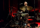 20191111-IMG 6387  Muddy Gurdy : Tia Gouttebel (chant, guitare), Marc Marco Glomeau (percussions), Gilles Chabenat(vielle à roue) : MUDDY GURDY, PARIS-PAN PIPER (Le)