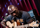 20191111-IMG 6425  Cedric Burnside (chant, guitare), Reed Watson (batteur) : CEDRIC BURNSIDE, PARIS-PAN PIPER (Le)