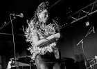 20191112-IMG 6534  Judith Hill (Guitare, Piano, Voix), Peewee Hill (Basse), Michiko Hill (Claviers), Donnell Spencer Jr (Batterie), Gregory Moore (Guitare) : JUDITH HILL, PARIS-NEW MORNING