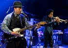 20191116-IMG 6600  Lionel Young (violon, guitare, voix), André Mali (trompette), Kimet Stone (basse),  Dexter Payne (saxophone, harmonica), William Forrest (batterie) : ANDRE MALI, DEXTER PAYNE), KIMET STONE, LIONEL YOUNG, TREMBLAY EN FRANCE, WILLIAM FORREST