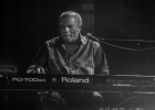20191120-IMG 6654  Wayne Baker Brooks (guitare, chant), Maurice John Vaughn (guitare, chant, clavier), Russ Green (harmonica, chant), Trudy Lynn (chant), Melvin Smith (basse), Willie The Touch Hayes (batterie) : BLUES SUR SEINE-GUERVILLE, CHICAGO BLUES FESTIVAL 2019, MAURICE JOHN VAUGHN, MELVIN SMITH, RUSS GREEN, TRUDY LYNN, WAYNE BAKER BROOKS, WILLIE HAYES