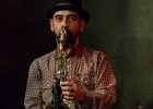20191122-IMG 6770  Nico Duportal (guitare, voix), Pascal Mucci (batterie), Olivier Cantrelle (claviers), Alexis Bertein (sax baryton, guitare acoustique, percussions),  Sylvain Tejerizo (saxo ténor, percussions), Antoine Pozzo Di Borgo (basse) : NICO DUPORTAL, NICO DUPORTAL AND THE SPARKS, PARIS-JAZZ CAFE MONTPARNASSE
