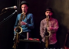 20191122-IMG 6781  Nico Duportal (guitare, voix), Pascal Mucci (batterie), Olivier Cantrelle (claviers), Alexis Bertein (sax baryton, guitare acoustique, percussions),  Sylvain Tejerizo (saxo ténor, percussions), Antoine Pozzo Di Borgo (basse) : NICO DUPORTAL, NICO DUPORTAL AND THE SPARKS, PARIS-JAZZ CAFE MONTPARNASSE